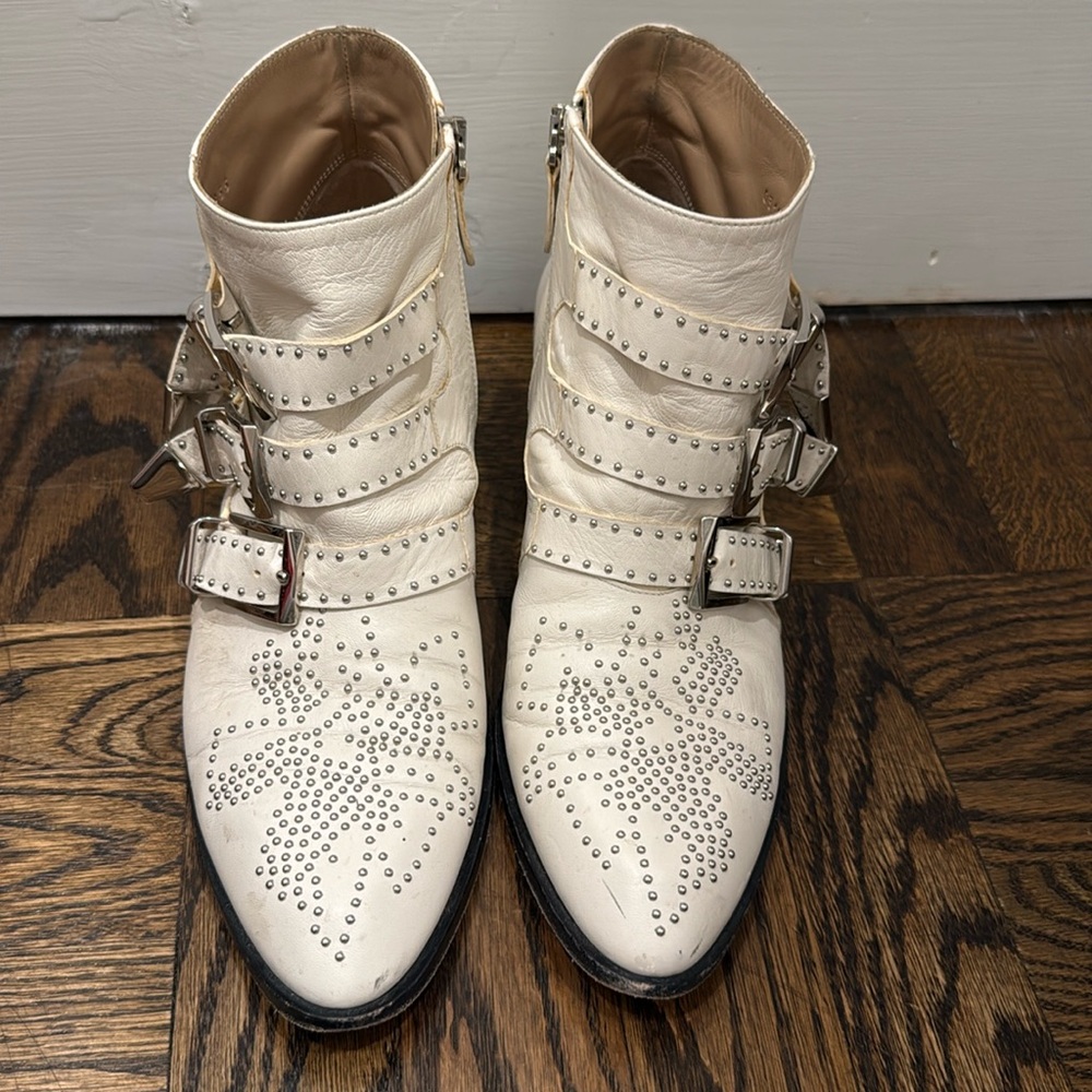 CHLOE Susanna white Leather Studded Ankle Boot size 38 / 8